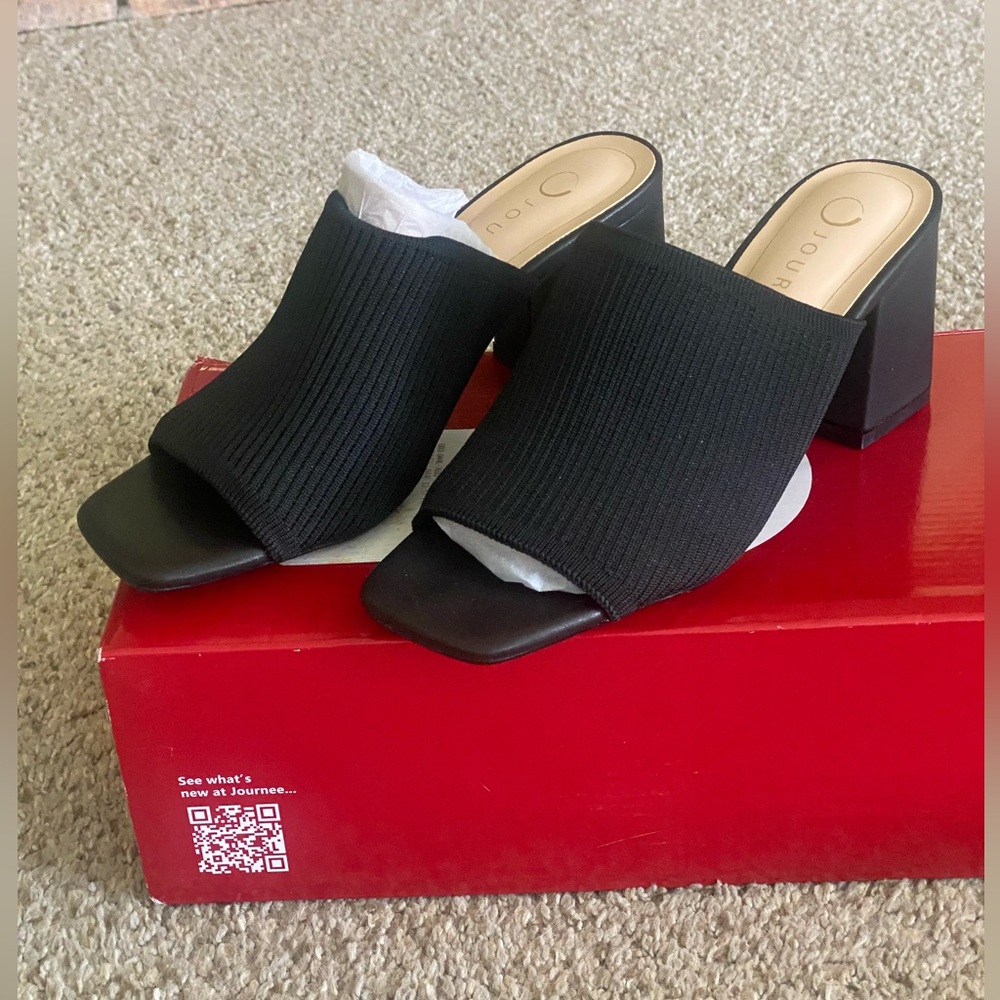 Women’s Black Journee Collection Open Toe Heel Slide On Sandals Size 6